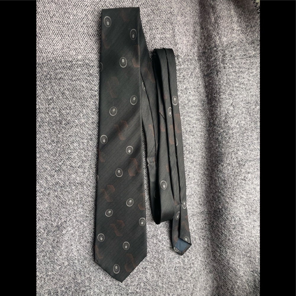 Tie